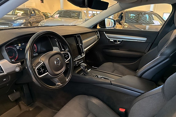 Volvo V90 6 of 17