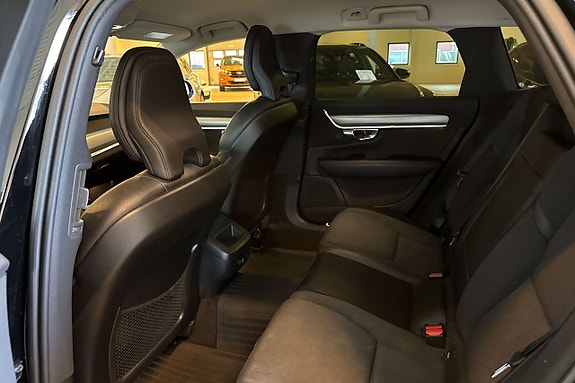 Volvo V90 12 of 17