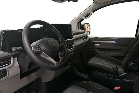 Volkswagen Transporter 10 of 15