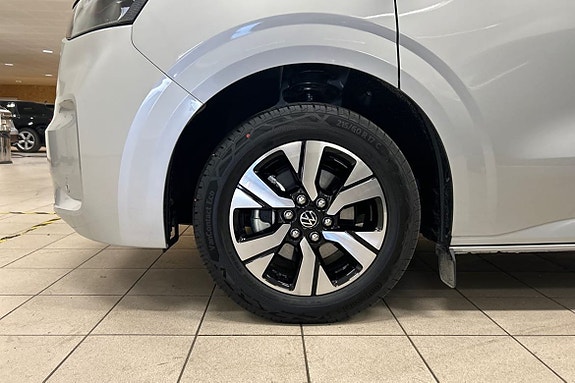 Volkswagen Transporter 13 of 15