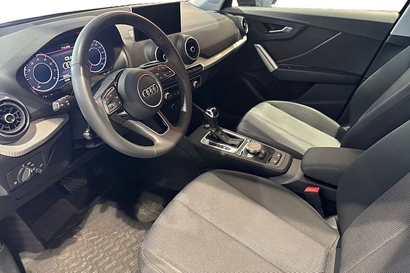 Audi Q2 8 of 18