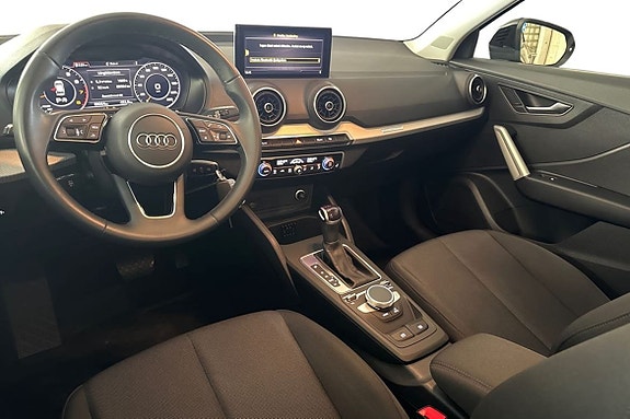 Audi Q2 6 of 18