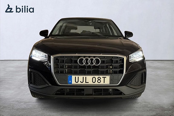 Audi Q2 4 of 5