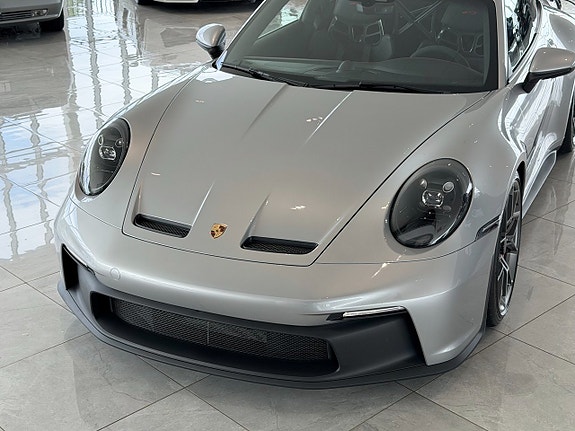 Porsche 911 GT3 8 of 22