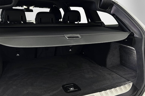 BMW 330e 7 of 23