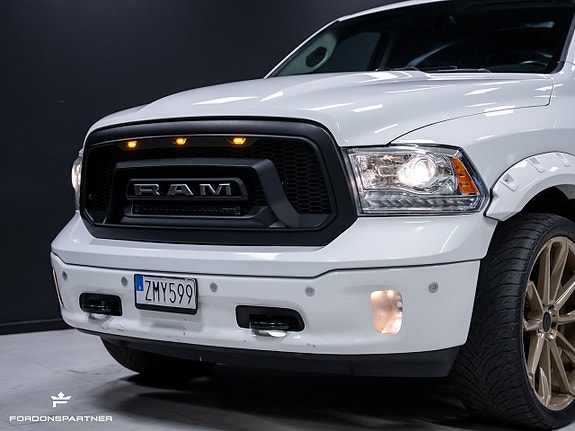 Dodge RAM 1500 2 of 30