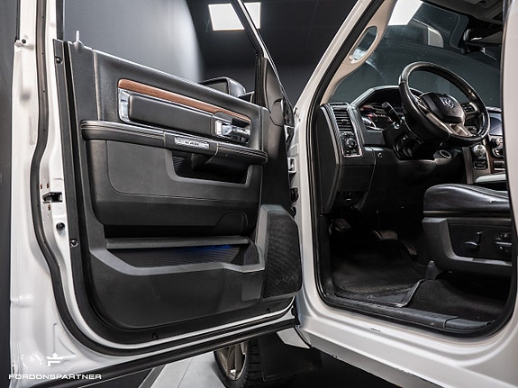 Dodge RAM 1500 17 of 30