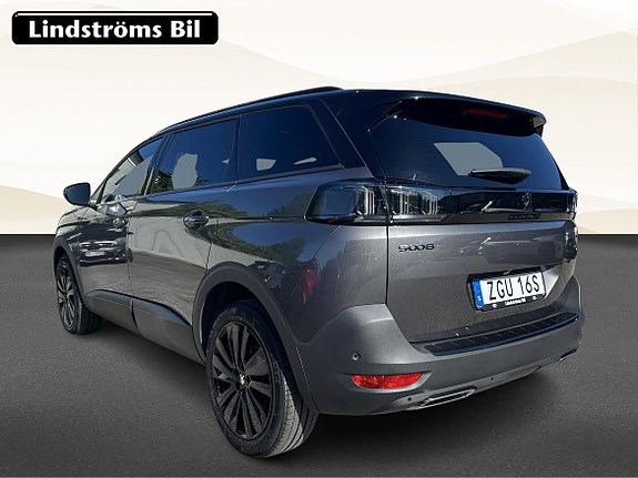 Peugeot 5008 4 of 5