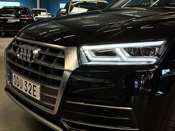 Audi Q5 9 of 29