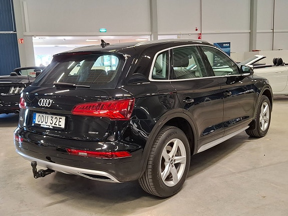 Audi Q5 3 of 5