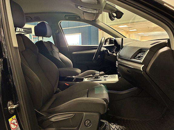 Audi Q5 15 of 29