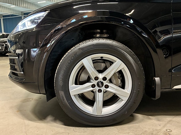 Audi Q5 10 of 29