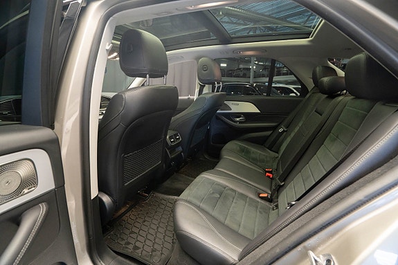 Mercedes-Benz GLE350 de 18 of 27