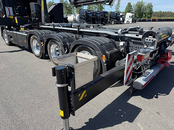 Volvo FH500 Tridem kranväxlare PK53002 + Jibb PJ080B HAKARPS 12 of 12