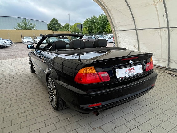 BMW 318 2 of 5