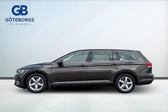 Volkswagen Passat 3 of 5