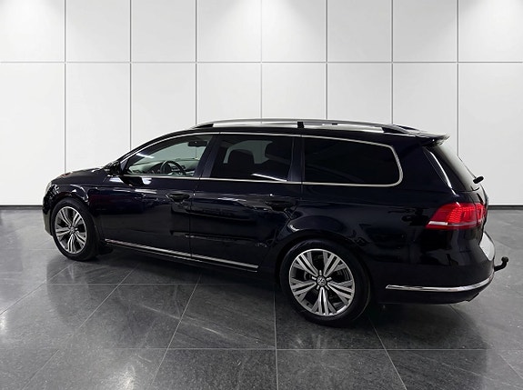 Volkswagen Passat 6 of 16