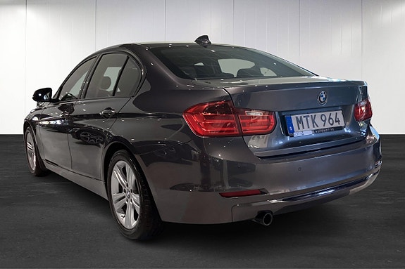 BMW 318 4 of 5