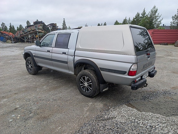 Mitsubishi L200 4 of 5