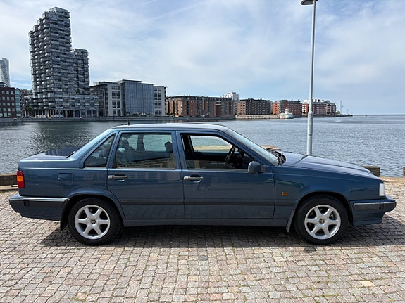 Volvo 850 3 of 5