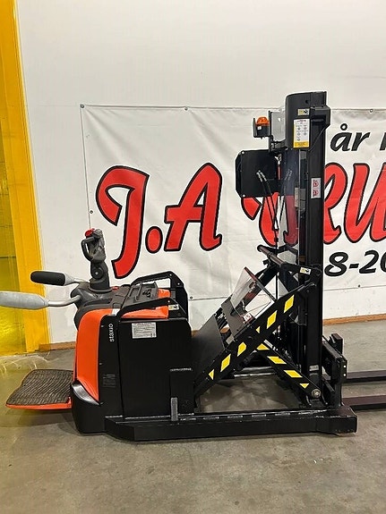 BT SPE120XR. Ledstaplare utskjut 1200kg. 3300mm 3 of 3