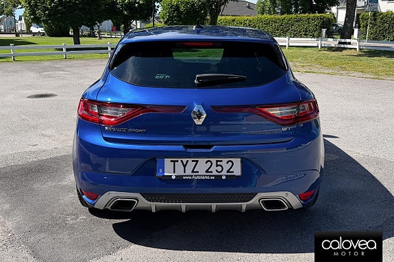 Renault Megane IV 4 of 5