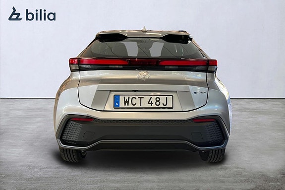 Toyota C-HR 5 of 5