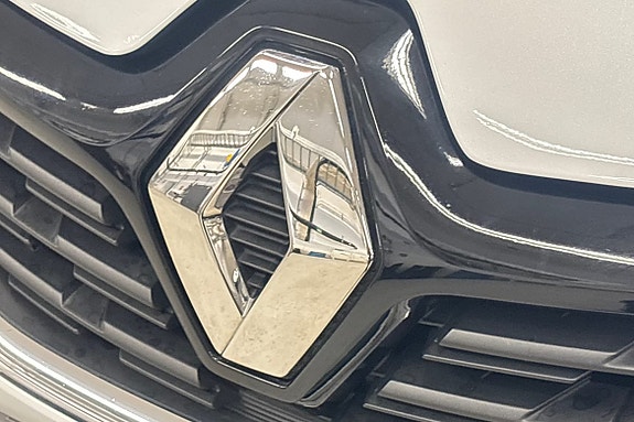 Renault Captur 16 of 19