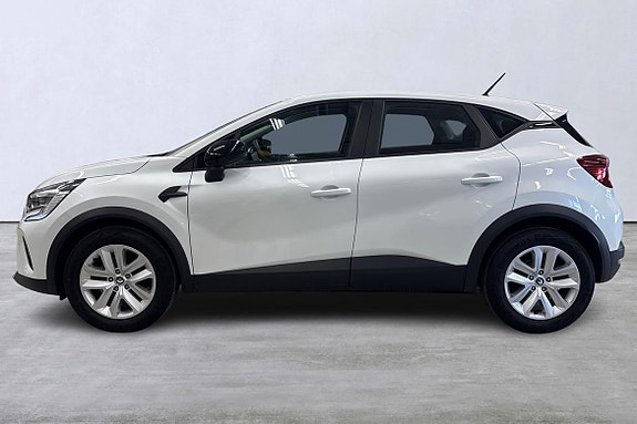 Renault Captur 2 of 5