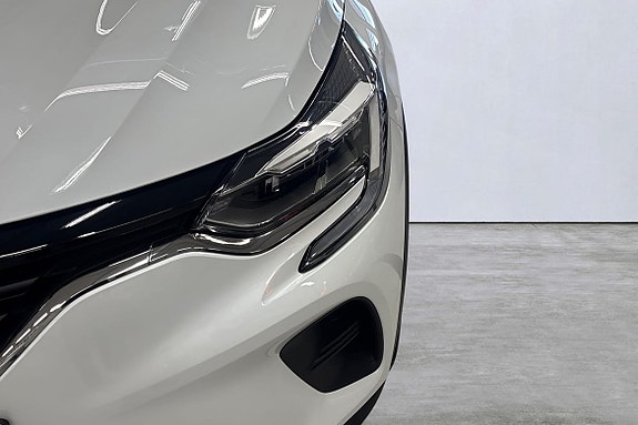 Renault Captur 17 of 19