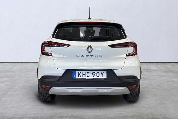 Renault Captur 5 of 5