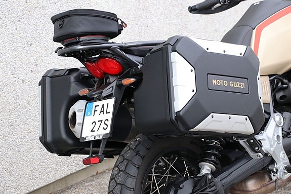 Moto Guzzi V85 TT 0.85 V-Twin Manuell, 80hk Travel (568 mil) 6 of 10