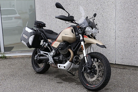 Moto Guzzi V85 TT 0.85 V-Twin Manuell, 80hk Travel (568 mil) 2 of 5
