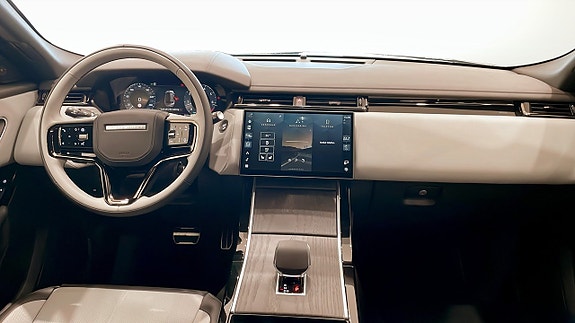 Land Rover Range Rover Velar 4 of 5