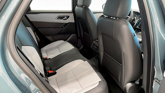 Land Rover Range Rover Velar 5 of 5