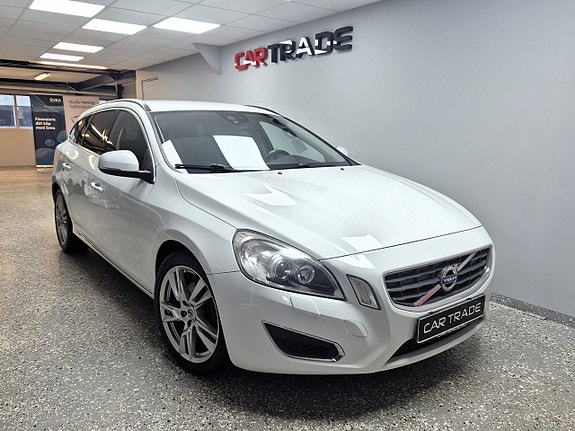 Volvo V60 3 of 25