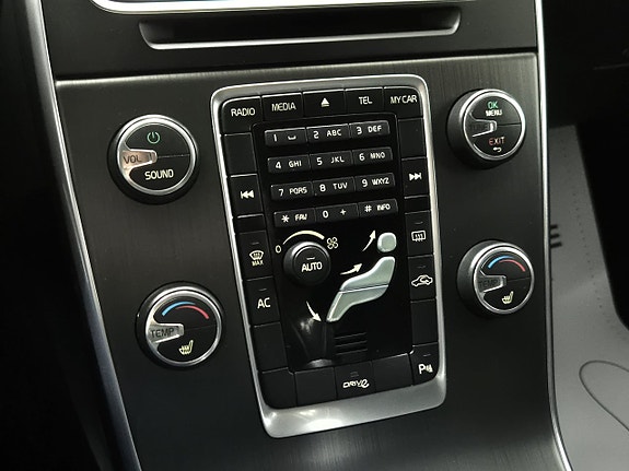 Volvo V60 18 of 25