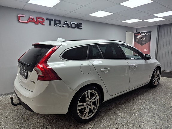 Volvo V60 5 of 25