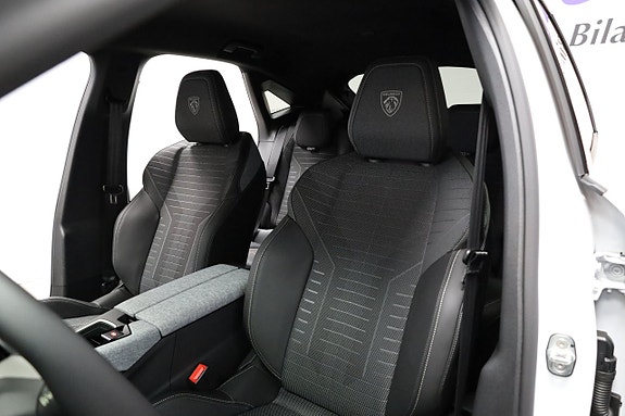 Peugeot 3008 13 of 26