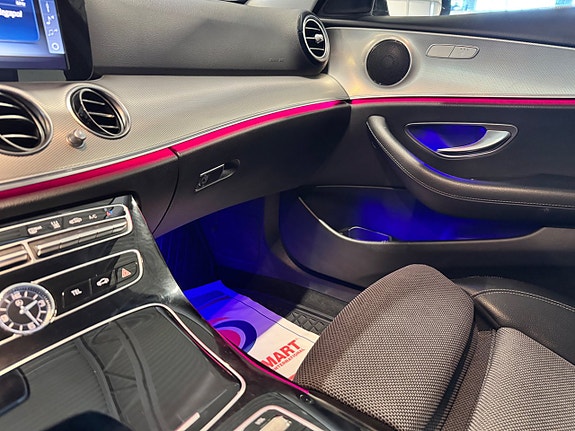 Mercedes-Benz E200 14 of 23