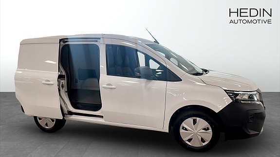 Nissan Townstar 12 of 12