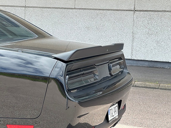 Dodge Challenger 5 of 5