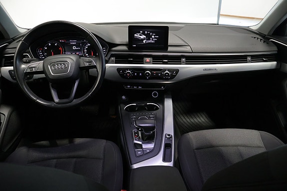 Audi A4 10 of 26
