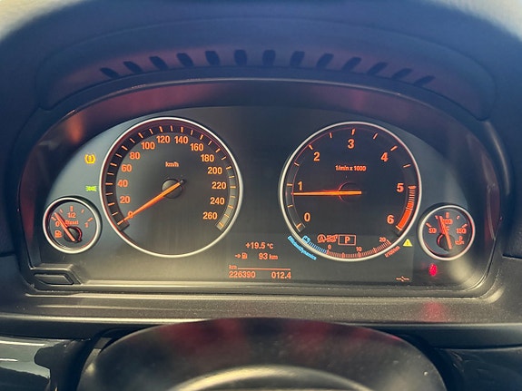 BMW 520d 12 of 21