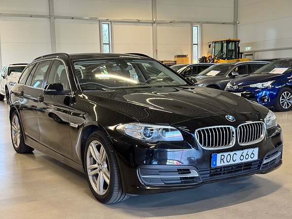 BMW 520d 3 of 5