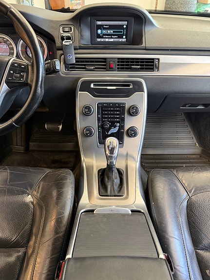 Volvo V70 19 of 23