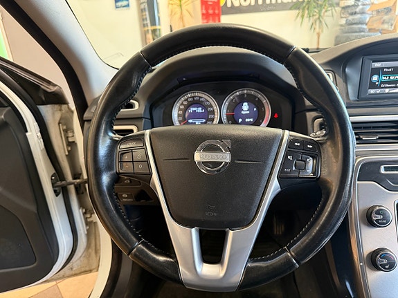 Volvo V70 18 of 23