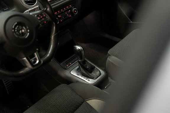 Volkswagen Tiguan 13 of 18