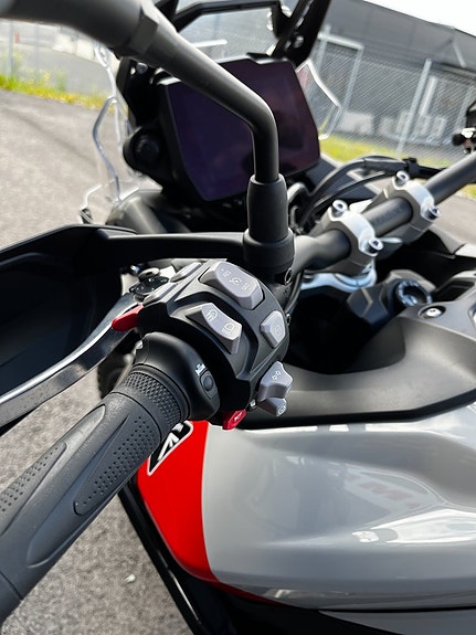 Triumph Tiger 900 Rally Pro 11 of 11