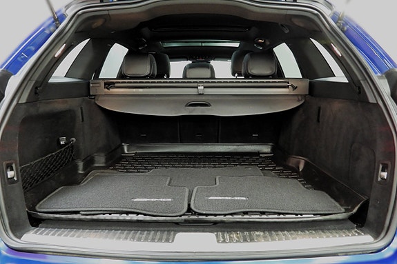 Mercedes-Benz C300 10 of 29